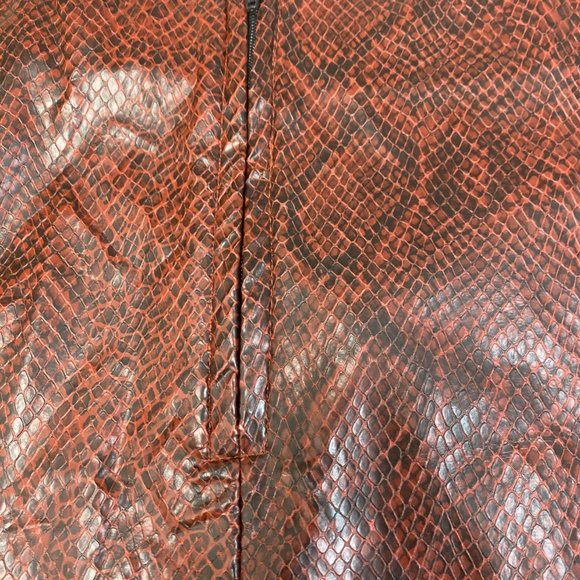 CURRANTS -- Mini-Skirt, Red and Black in Snake-Skin Print, NWT - Picture 6 of 10